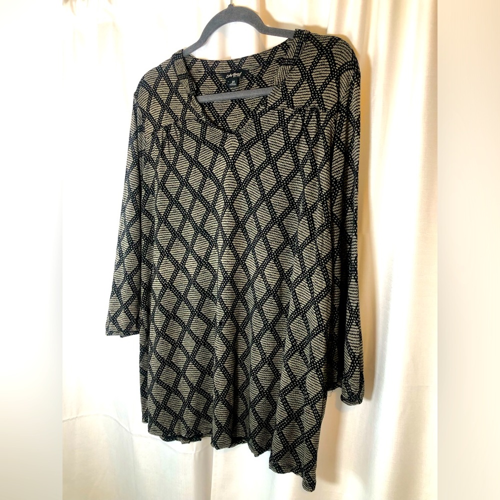 Lucky Brand long sleeve print top ON SALE